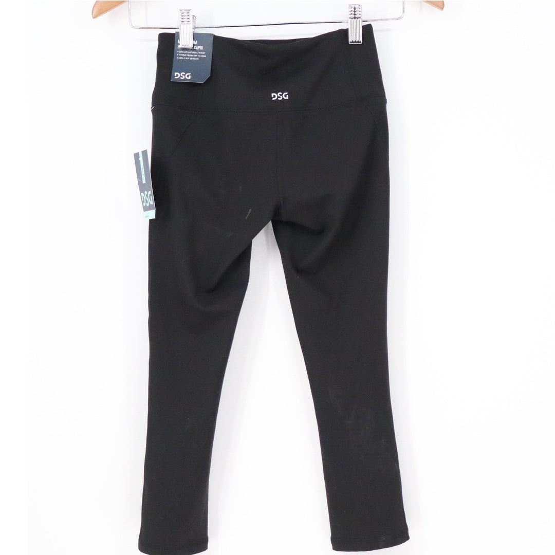 DSG Womens Momentum Capri Leggings Pure Black Size 2XS