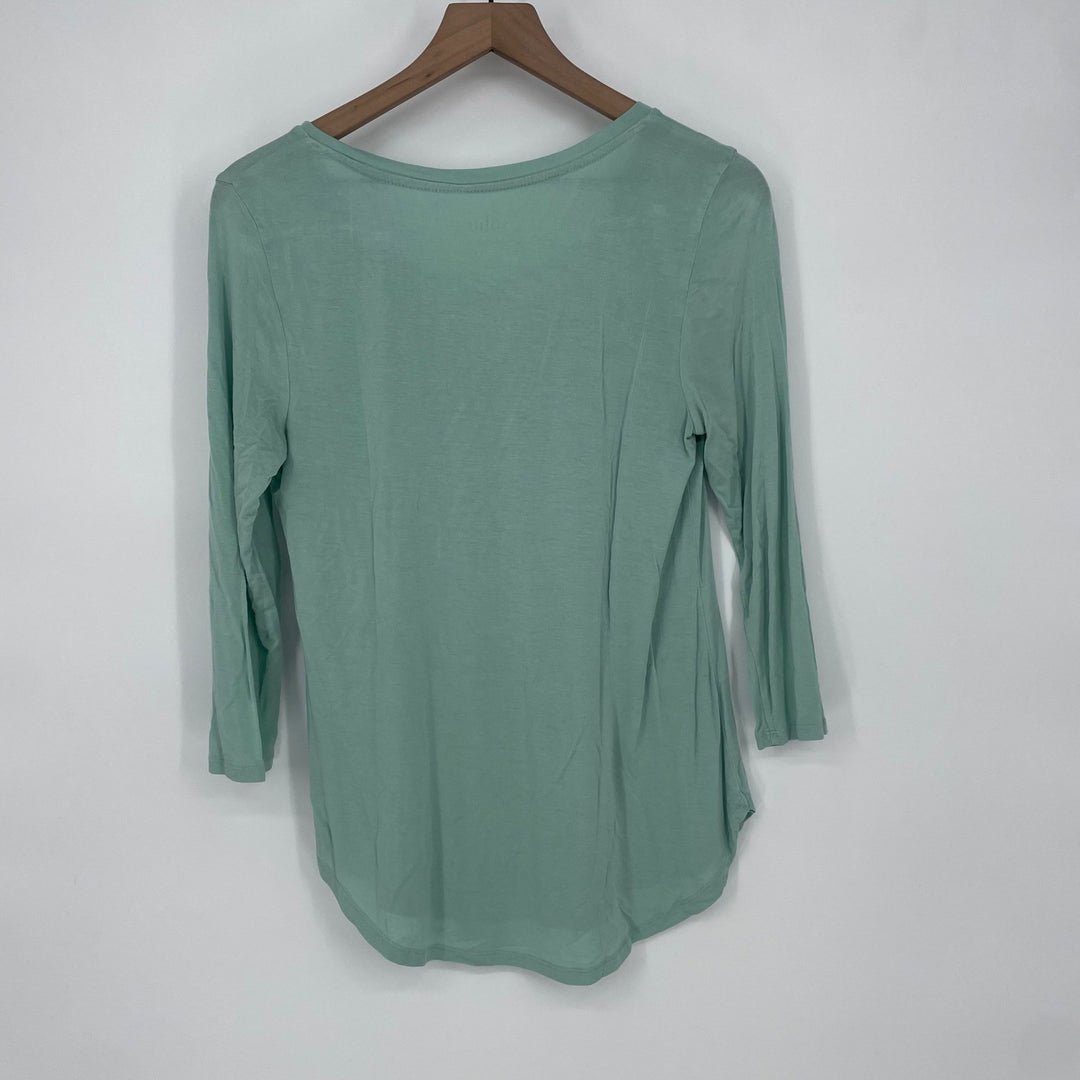 Soho Jeans Soft Tee Mint Green Crisscross Neck 3/4 Sleeve Top Size S