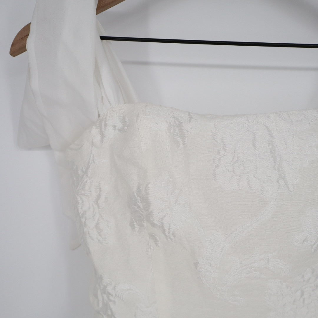 Lulus Esihle Jacquard Skort Romper Womens Medium White Tie Strap Fitted Back Zip