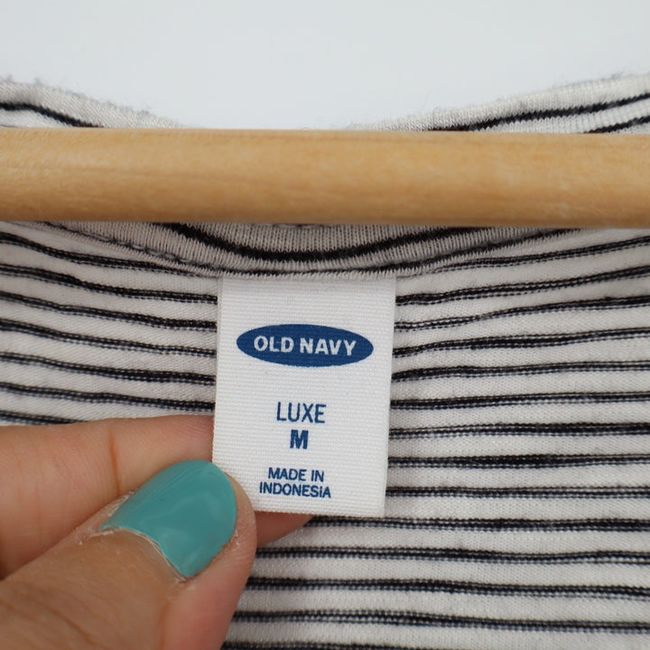 Old Navy Luxe Tank Top Womens Medium White Blue Striped Scoop Neck Pullover
