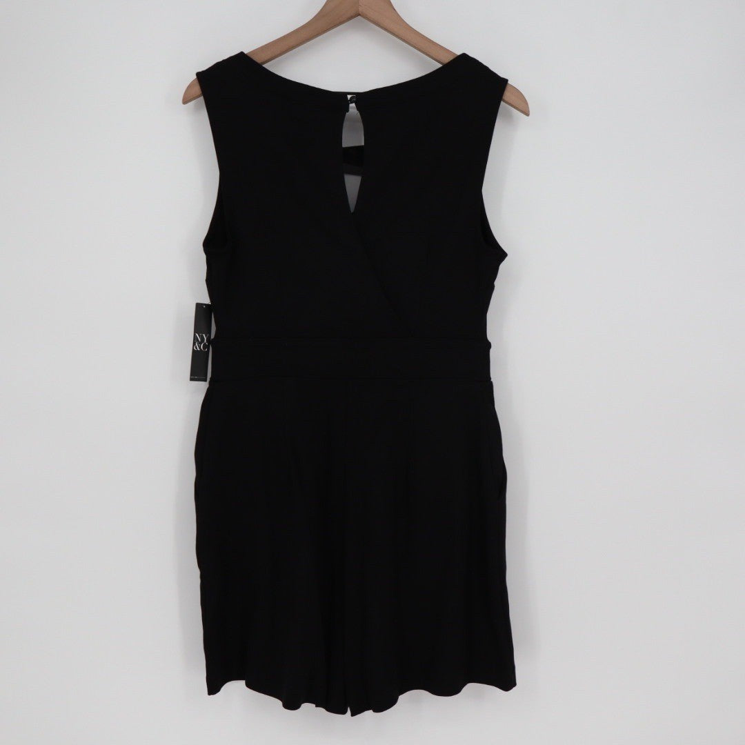 NY and Company Black Sleeveless V Neck Cutout Detail Romper Size Small