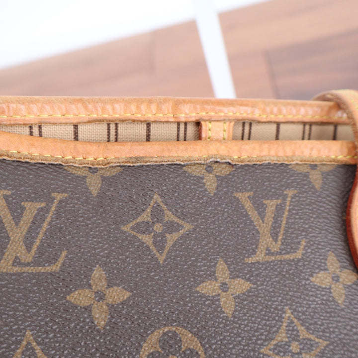 Louis Vuitton Neverfull MM Monogram Canvas Tote Bag Brown M40995