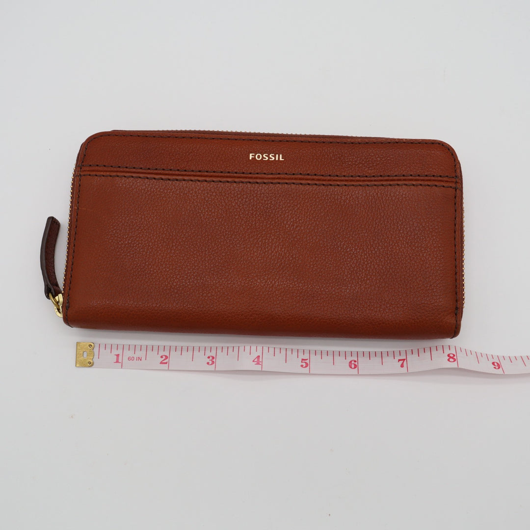 Fossil Tiegan Womens Clutch Wallet Brown Leather Zip Around Credit Card Slots