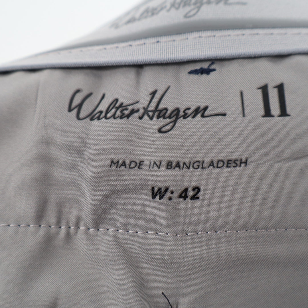 Walter Hagen Perfect 11 Chino Shorts Men 42 Navy All Over Print Performance Golf
