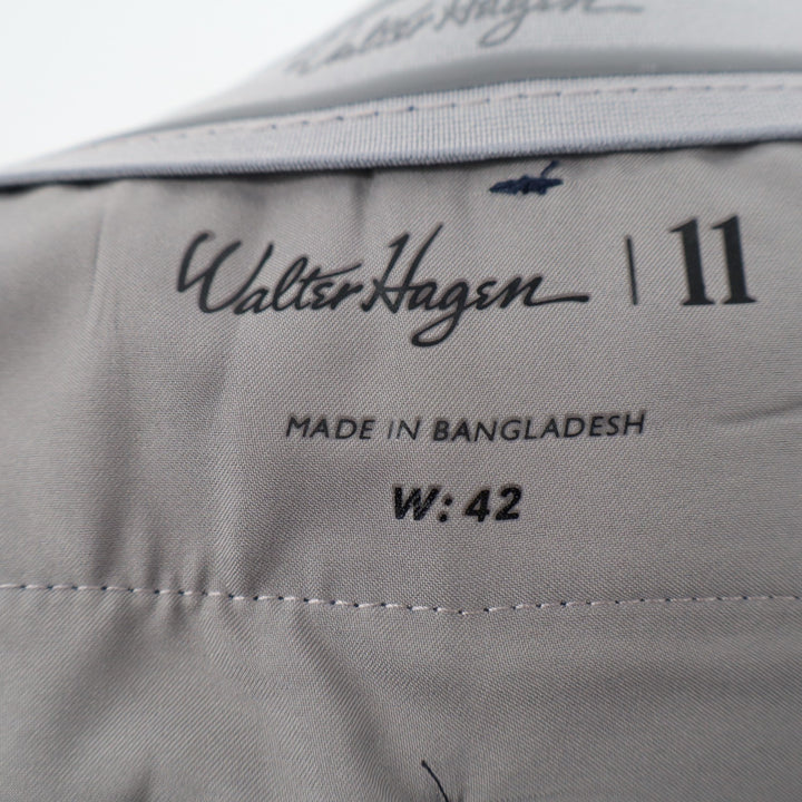 Walter Hagen Perfect 11 Chino Shorts Men 42 Navy All Over Print Performance Golf