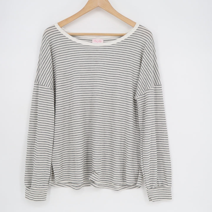 Pink Lily Top Womens Medium Gray White Striped Stretch Waffle Knit Relaxed Fit