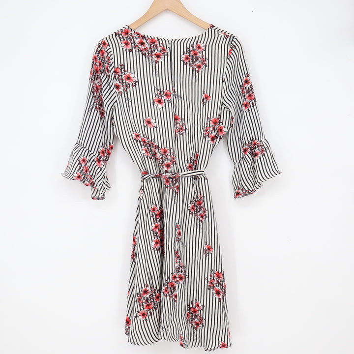 My Michelle Dress Women 7 Black White Striped Floral Ruffle Excellent