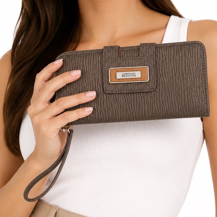 Kenneth Cole Reaction Wristlet Womens OS Brown Textured Metallic Snap Good