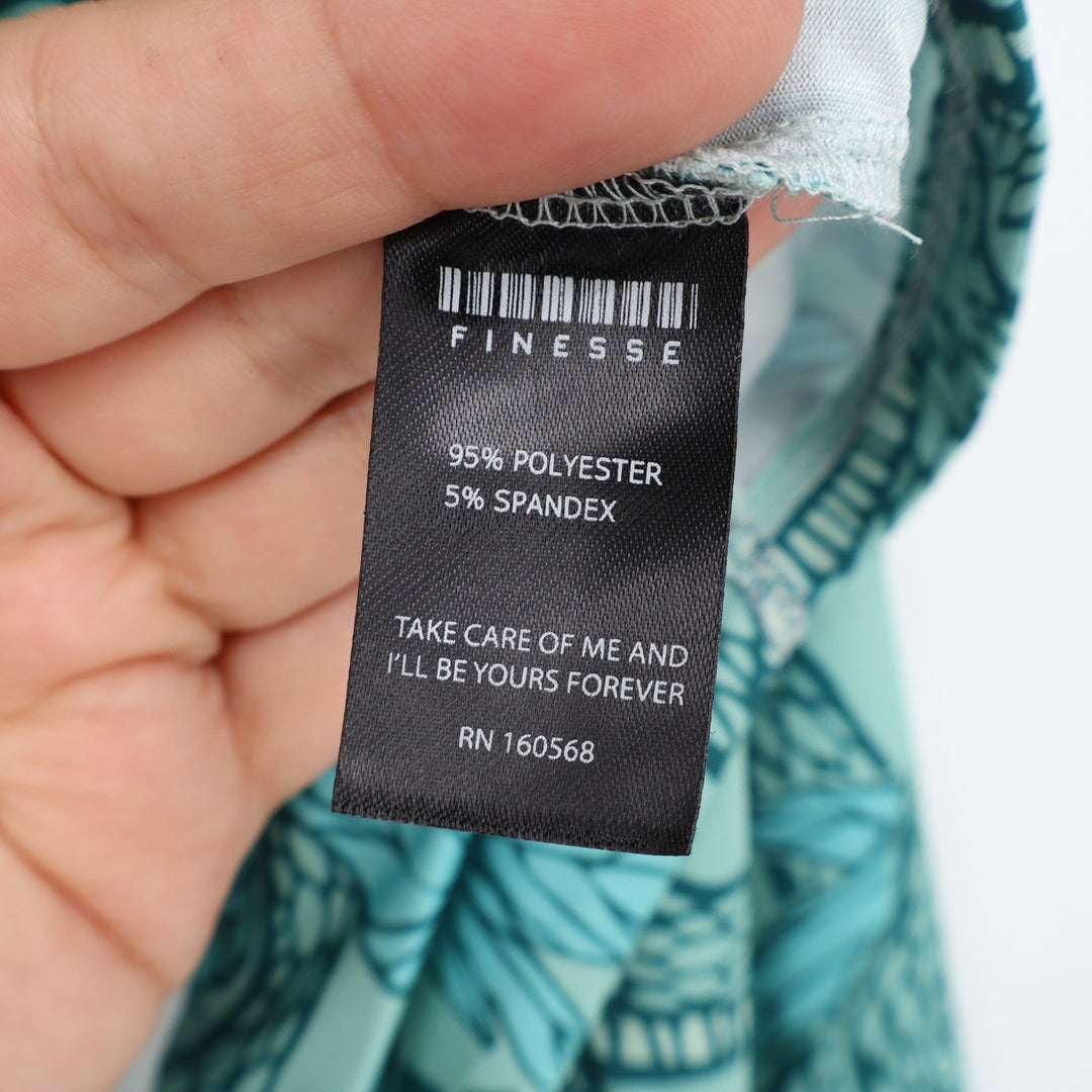 Finesse Mint Green Snake Floral Graphic Mock Neck Strappy Back Crop Top 1X