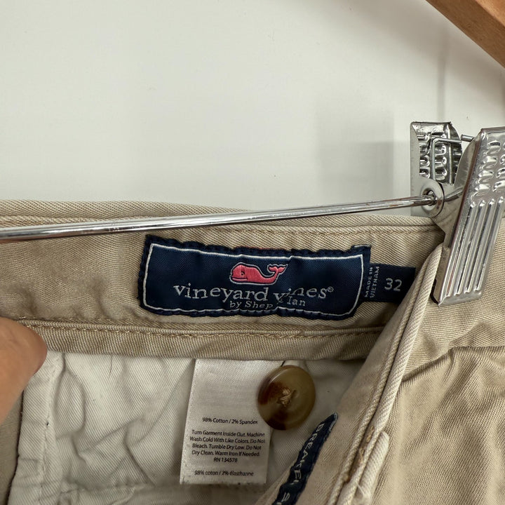 Vineyard Vines Breaker Chino Shorts Mens 32 Beige Cotton Pockets Stretch Logo