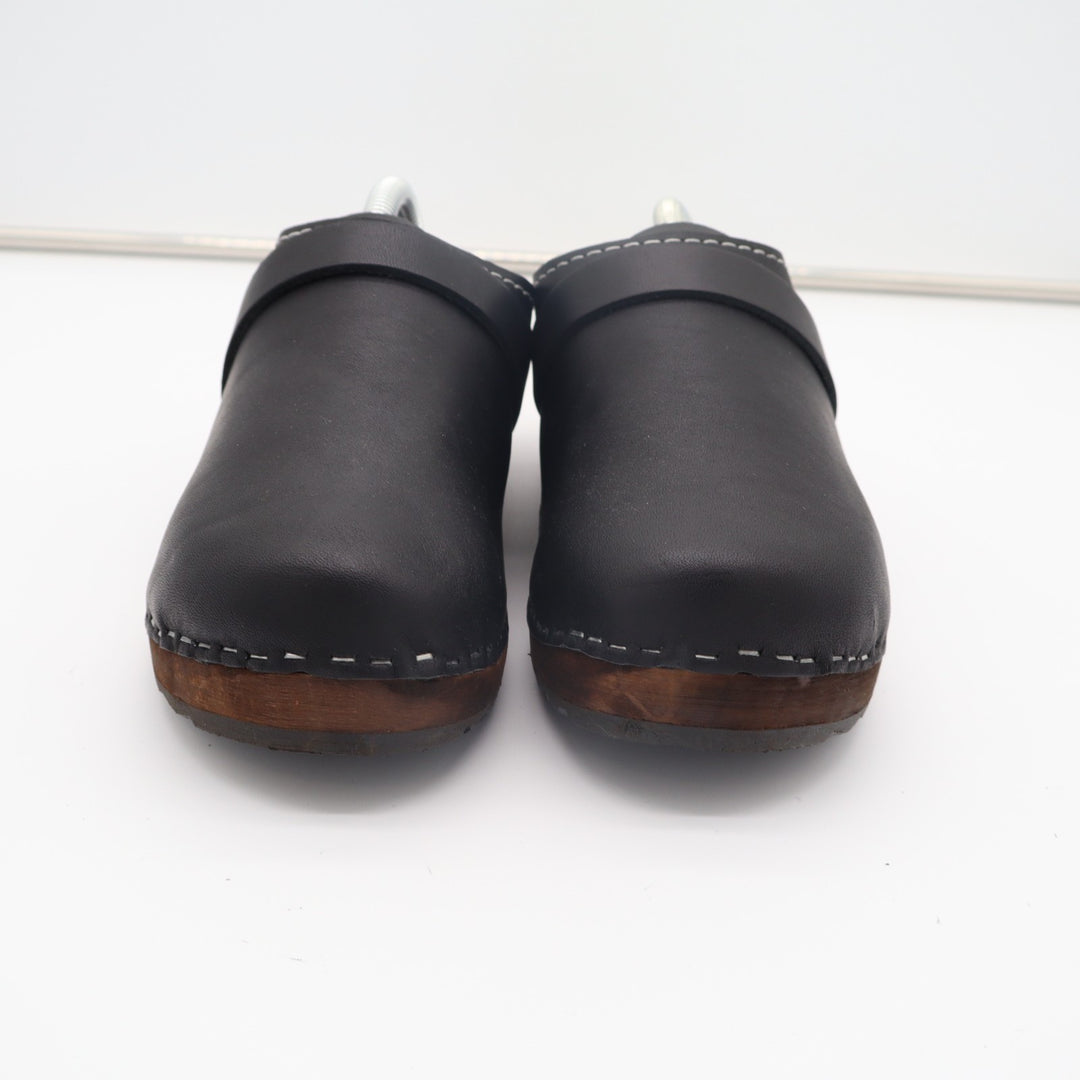 Lotta From Stockholm Classic Clogs Womens EU 39 Black Leather Round Neck Shoes