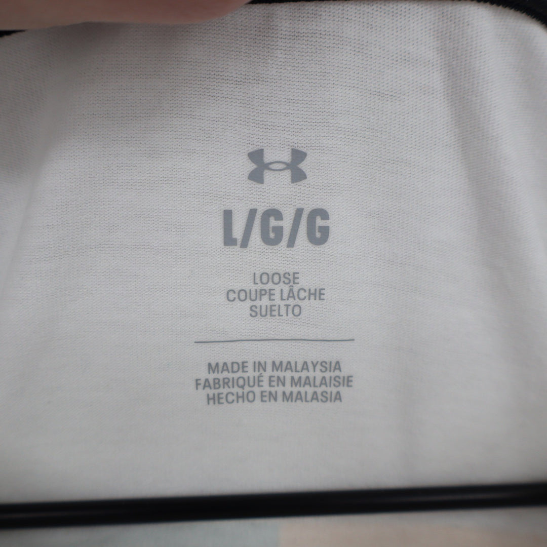 Under Armour Mens White Evolution Graphic T-Shirt Loose Fit Large NWT