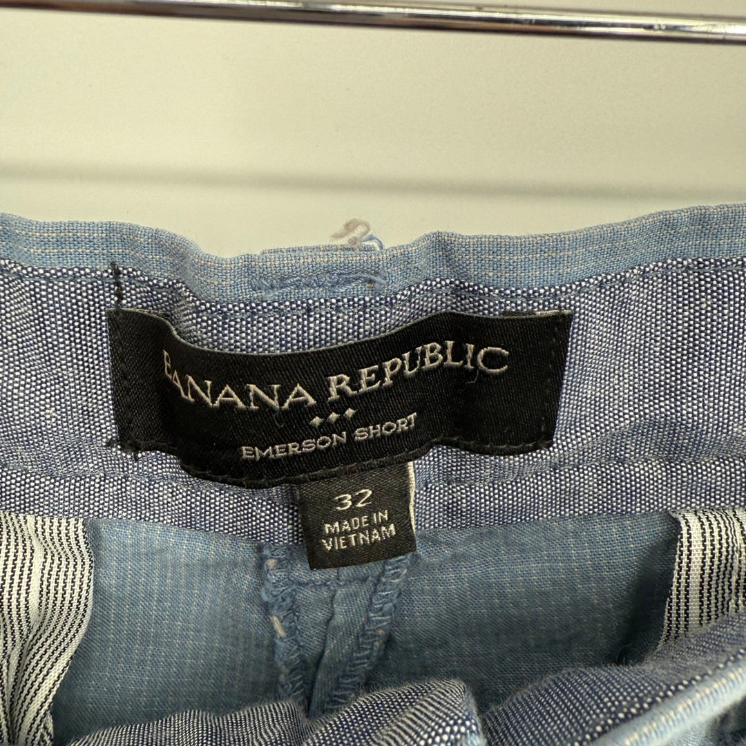 Banana Republic Emerson Short Mens Size 32 Blue Chino Flat Front Casual Menswear