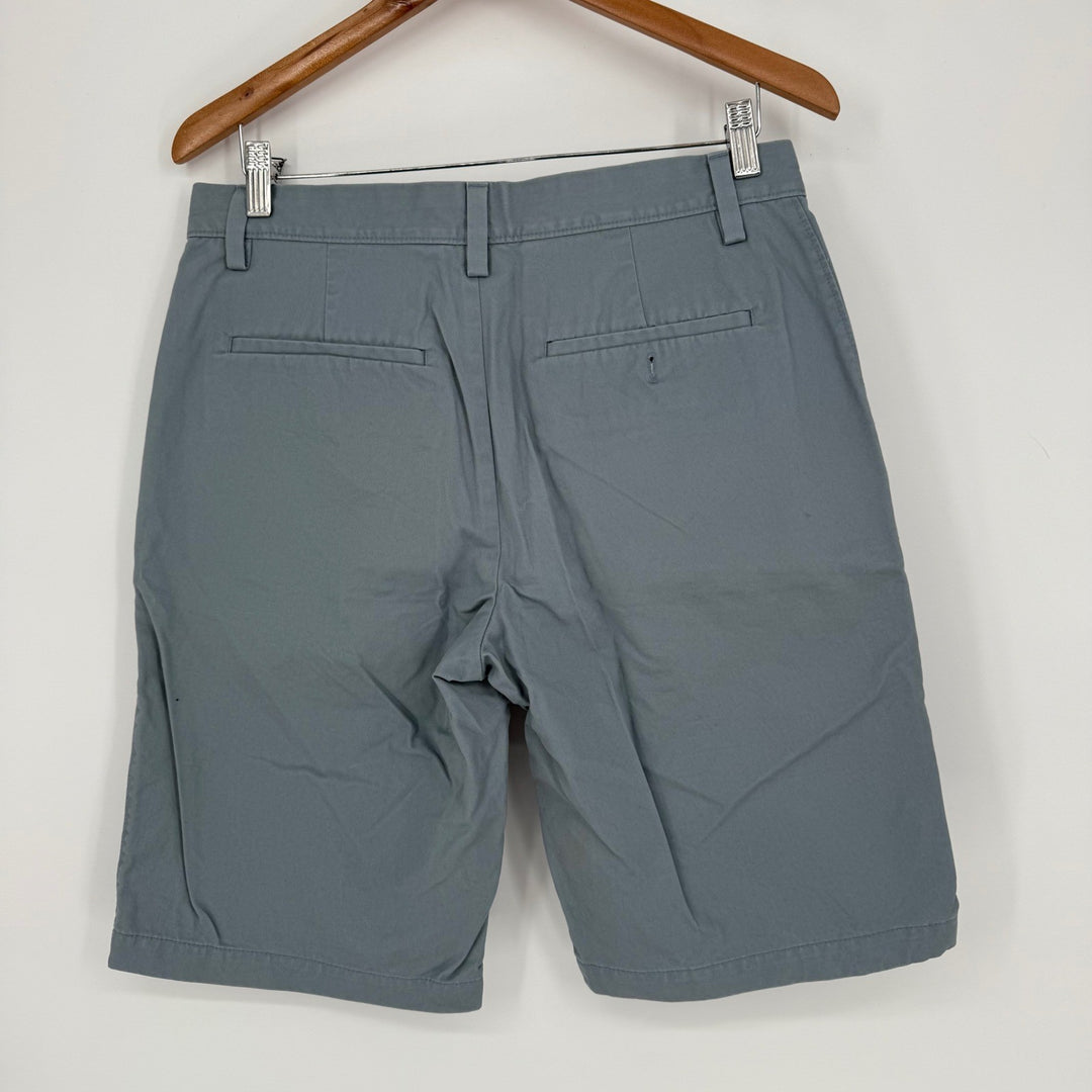 Banana Republic Emerson Short Mens Size 30 Gray Chino Flat Front Casual