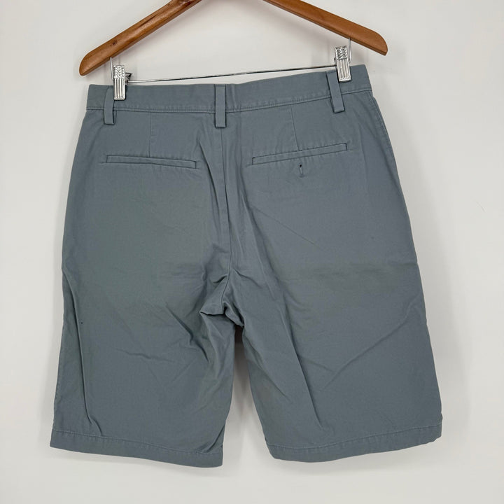 Banana Republic Emerson Short Mens Size 30 Gray Chino Flat Front Casual