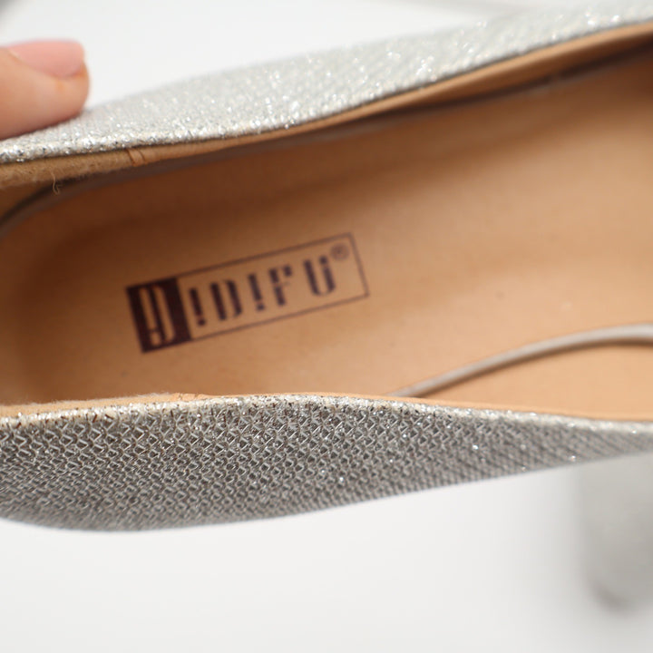 IDIFU Mens Silver Glitter Low Wedge Pointed Toe Pumps Size 9