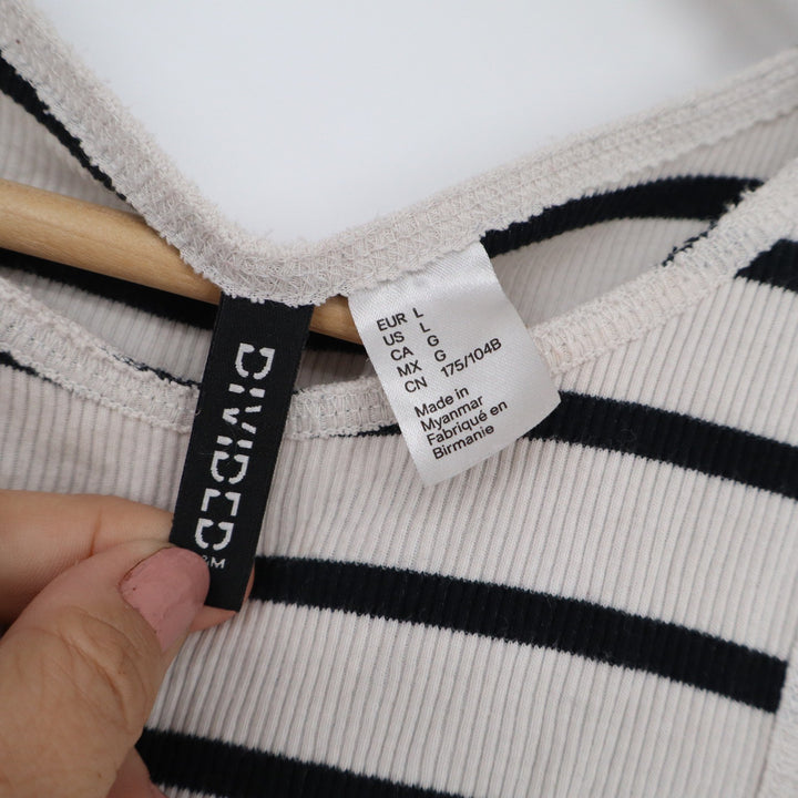 HM Divided Womens Ribbed Tank Top Large Black White Striped Crew Neck