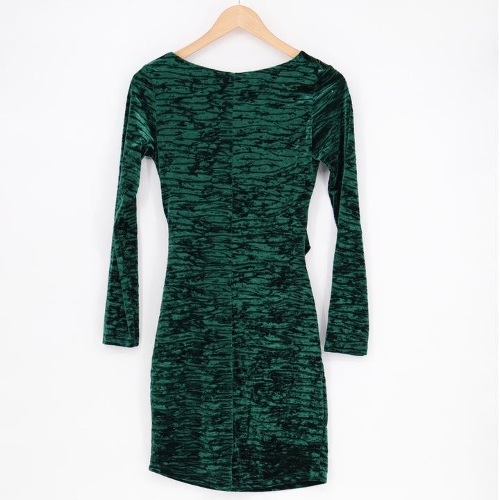 Lulus in a Gleam Bodycon Dress Womens Medium Forest Green Velvet Long Sleeve