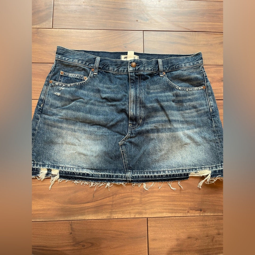 Madewell Postage-Stamp Denim Mini Skirt Croswell Wash Size 32