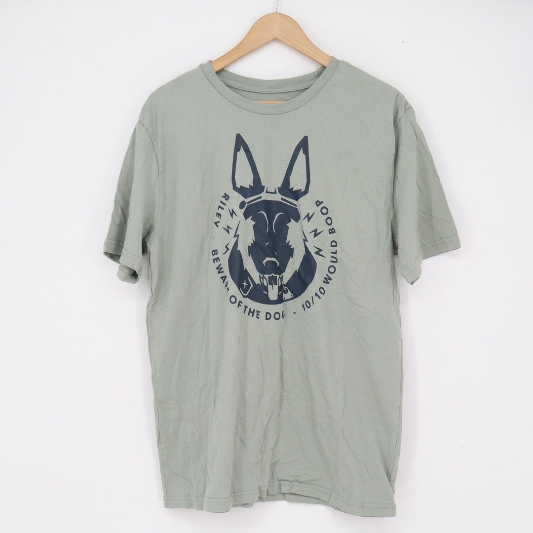 Call of Duty T-Shirt Mens Large Riley Beware Of The Dog Sage Green Graphic Exc