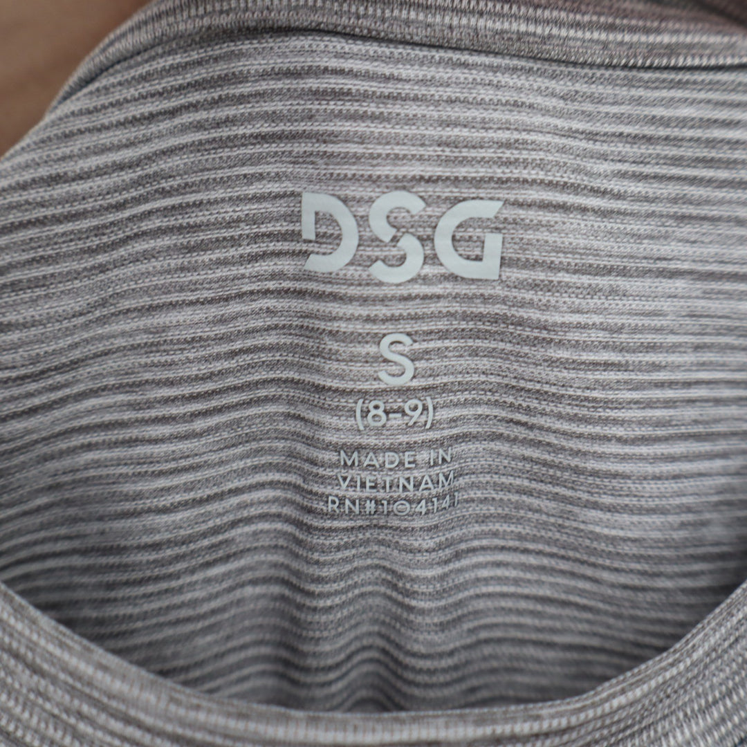 DSG Boys Movement Tee Dark Gray Heather Short Sleeve Shirt Size S 8-9