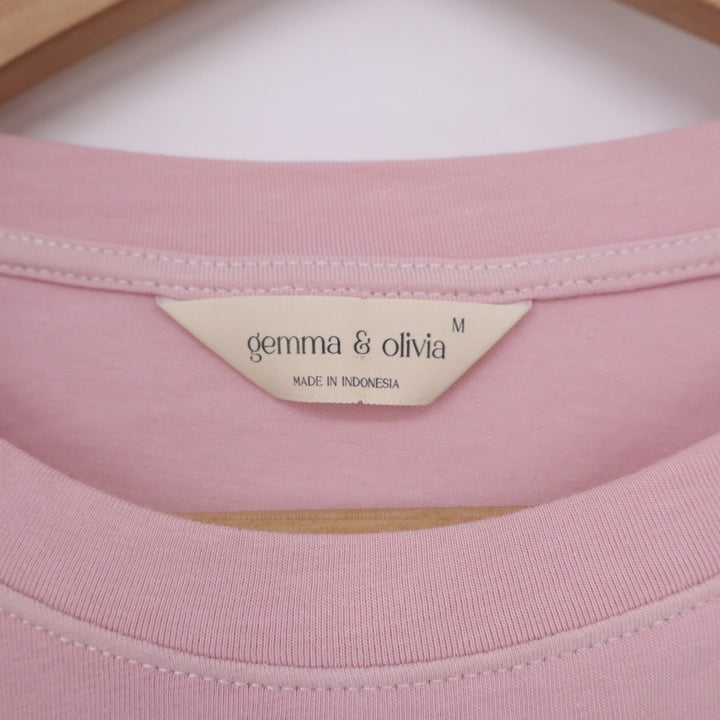 gemma & olivia T-Shirt Womens Medium Pink Cuffed Short Sleeve Cotton Fair