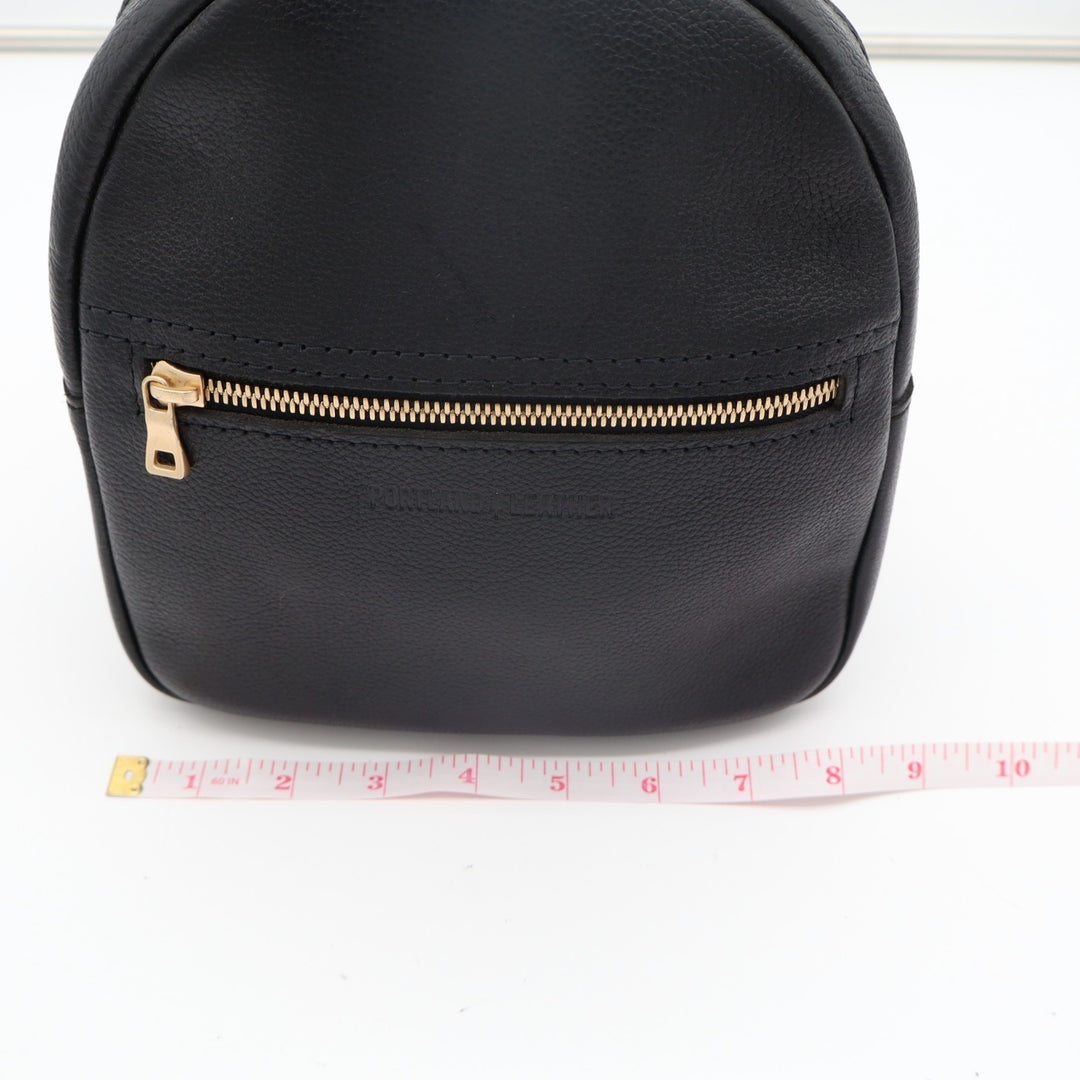 Portland Leather Womens Backpack Core Black Leather Adjustable Shoulder Strap