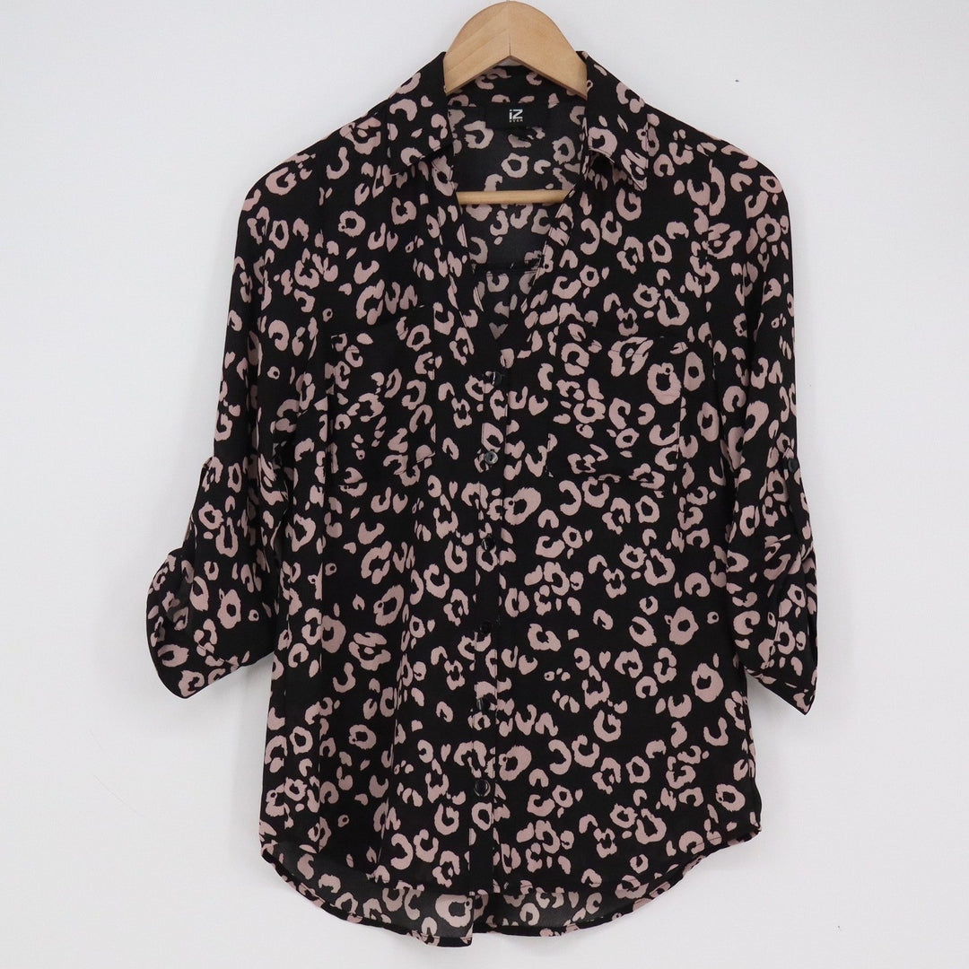 IZ Byer Womens XS Leopard Print Roll Tab Sleeve Button Up Blouse Black Pocket