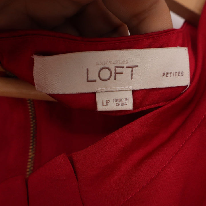 Ann Taylor LOFT Petites Red Sleeveless Pleated Neck Shell Blouse Top LP