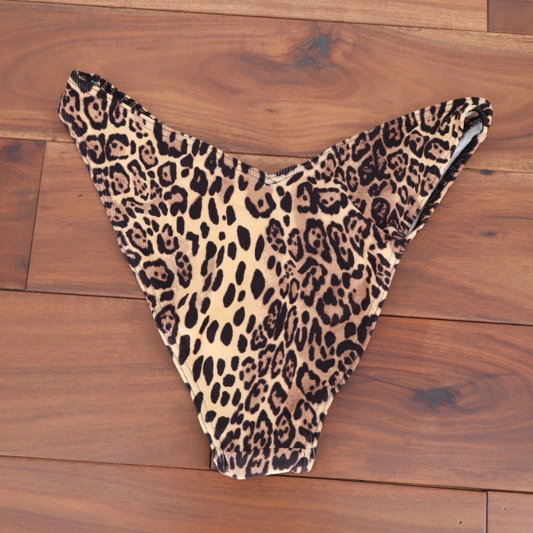 ASOS DESIGN Leopard Print V Front High Leg Bikini Bottoms UK 12 US 8
