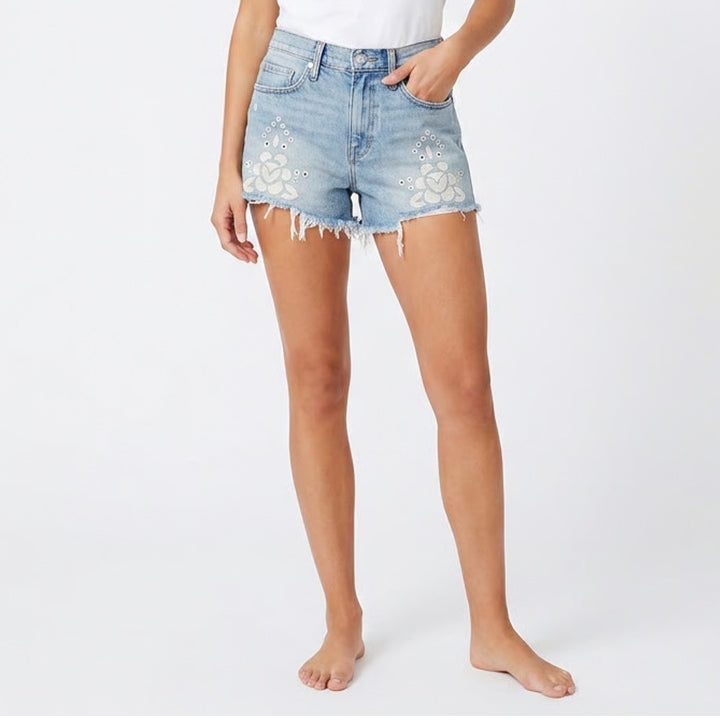 Chelsea & Violet Floral Embroidered Eyelet Denim Shorts Light Wash Size 25