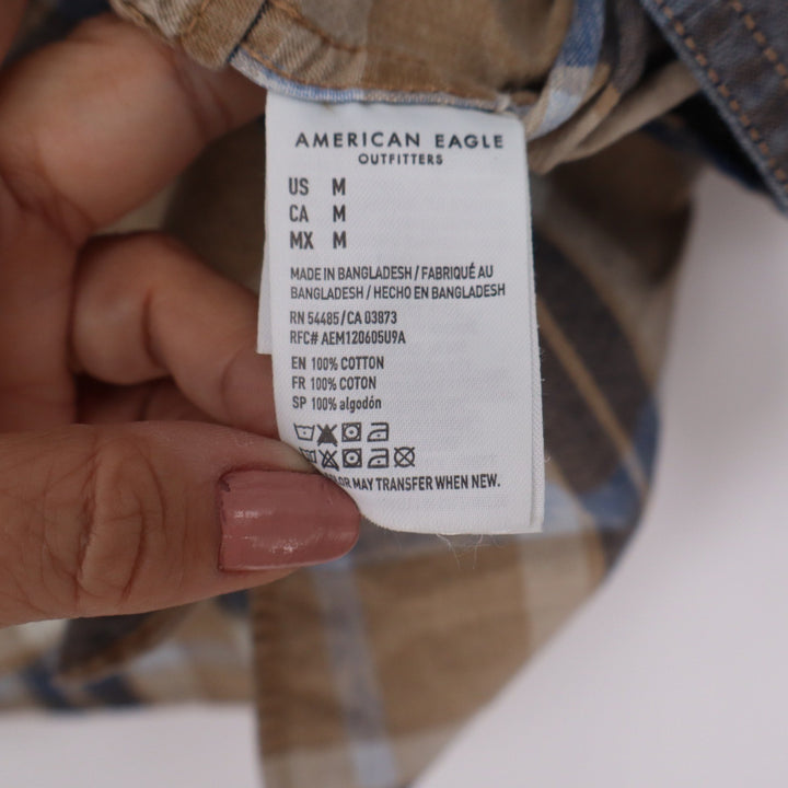 American Eagle Super Soft Plaid Button Down Shirt Mens Medium Tan Navy Blue