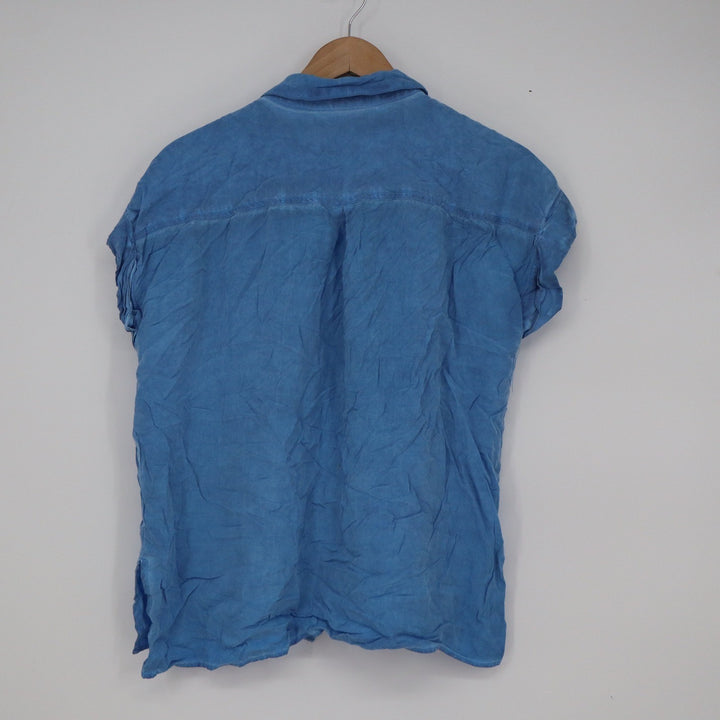 Velvet Heart Blue Rayon Short Sleeve Button Down Shirt Small