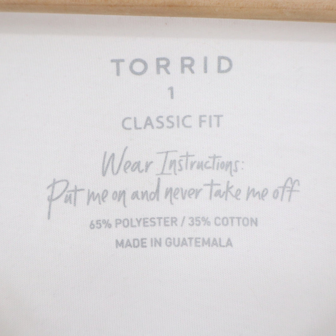 Torrid Classic Fit White V-Neck T-Shirt Size 1 Plus Size Relaxed Tee