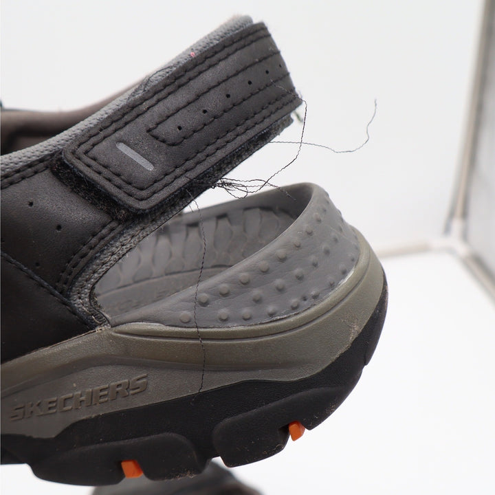 Skechers Relaxed Fit Luxe Foam Mens Black Sporty Sandals Size 8