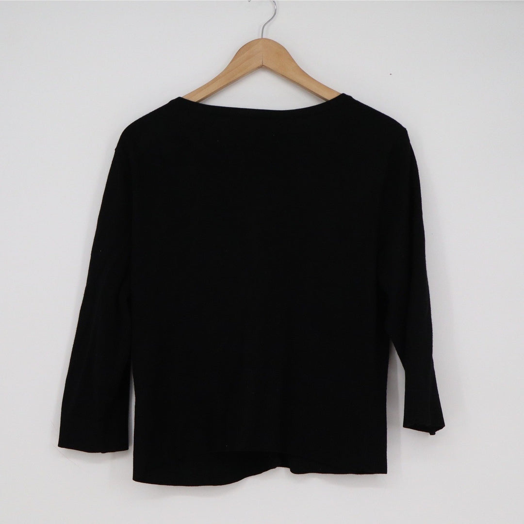 Womens Black V-Neck Button Front Cardigan 3/4 Sleeve Silver Dome Buttons