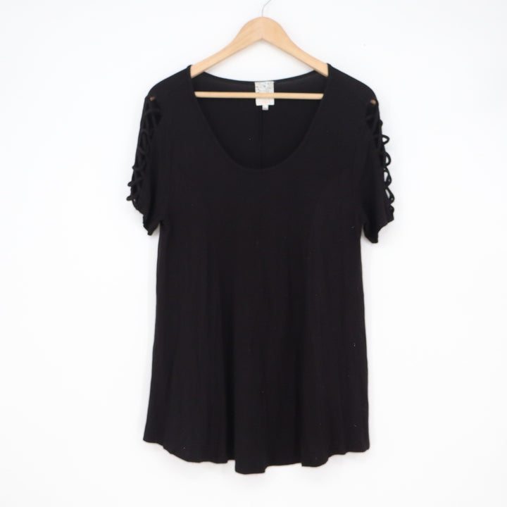 Naif Black Lattice Cage Sleeve Scoop Neck Rayon Blend Top DT838 Mens Large