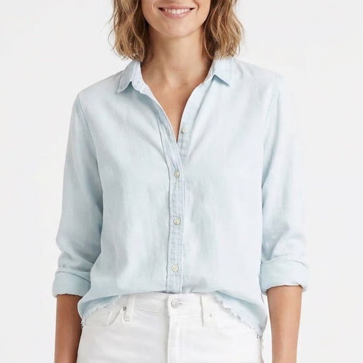 T x S Light Wash Chambray Button Down Shirt Large Light Blue Frayed Hem