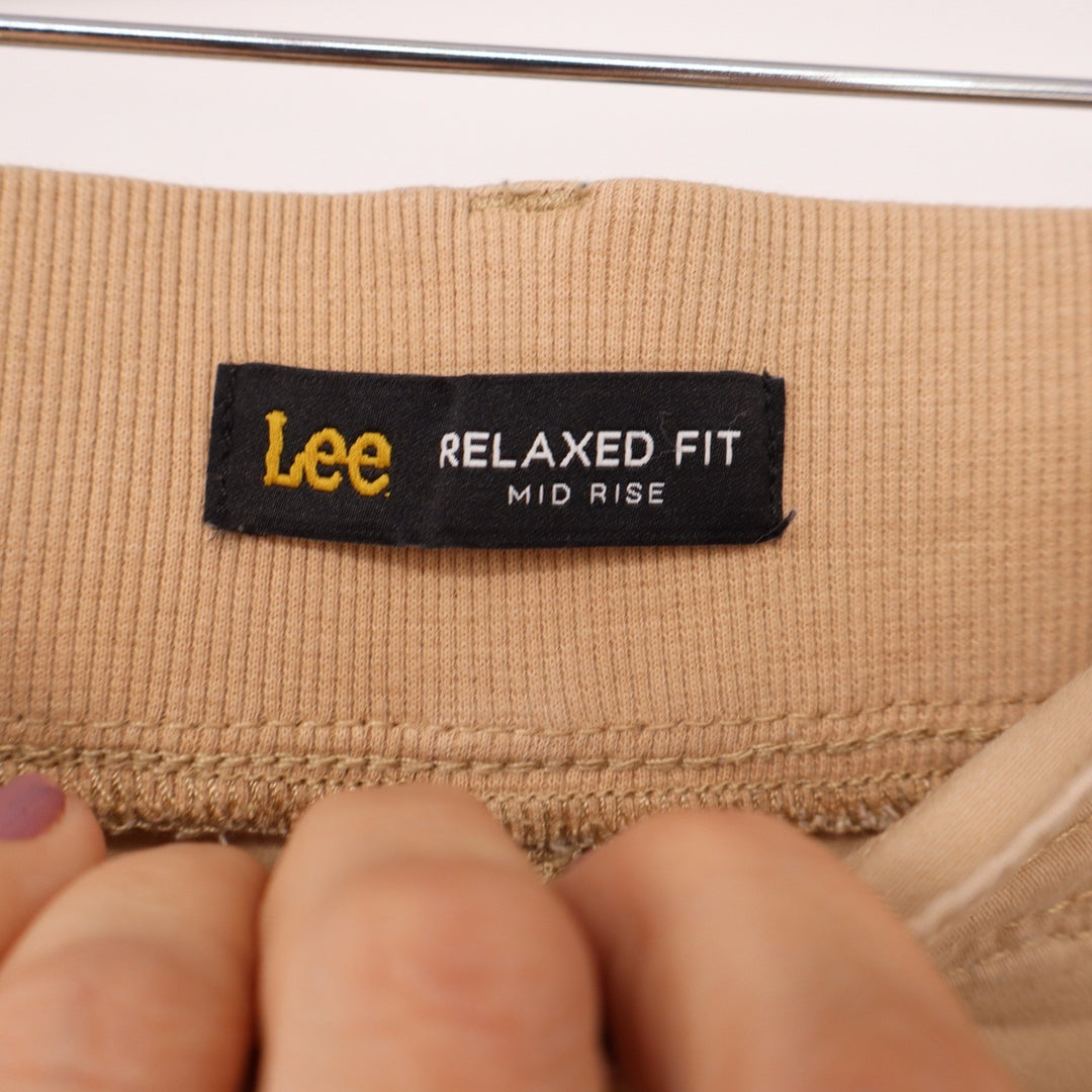 Lee Womens Relaxed Fit Mid Rise Cargo Capri Pants Tan Khaki Size 18M