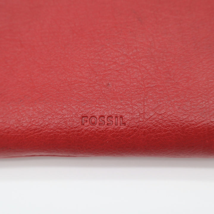 Fossil Women's Red Pebbled Leather Credit Card Slot Clutch Wristlet Wallet