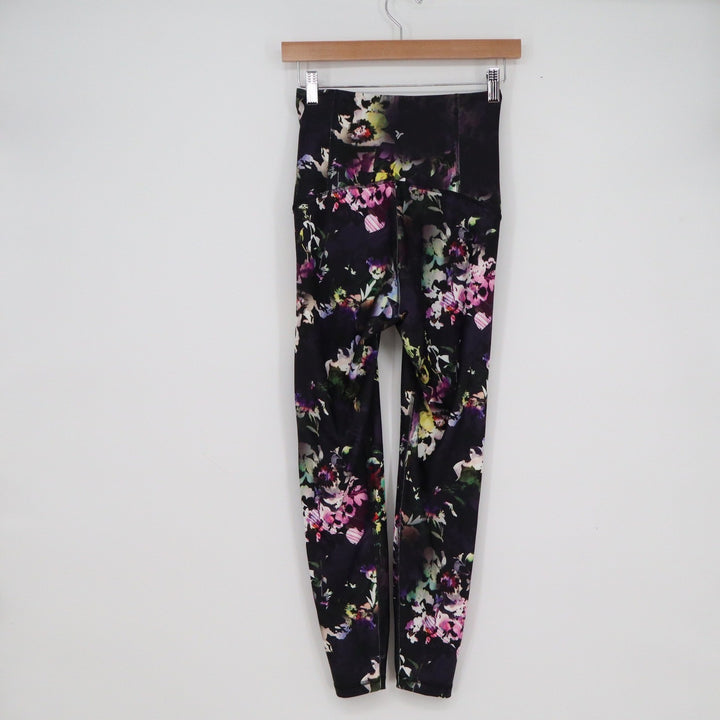 Old Navy Active Powersoft Extra High-Rise Leggings Black Floral Small Go-Dry