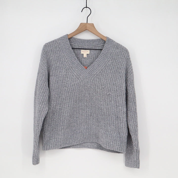 State Of Day Intimates Crop Sweater Womens Large Gray Knit V-Neck Long Sleeve