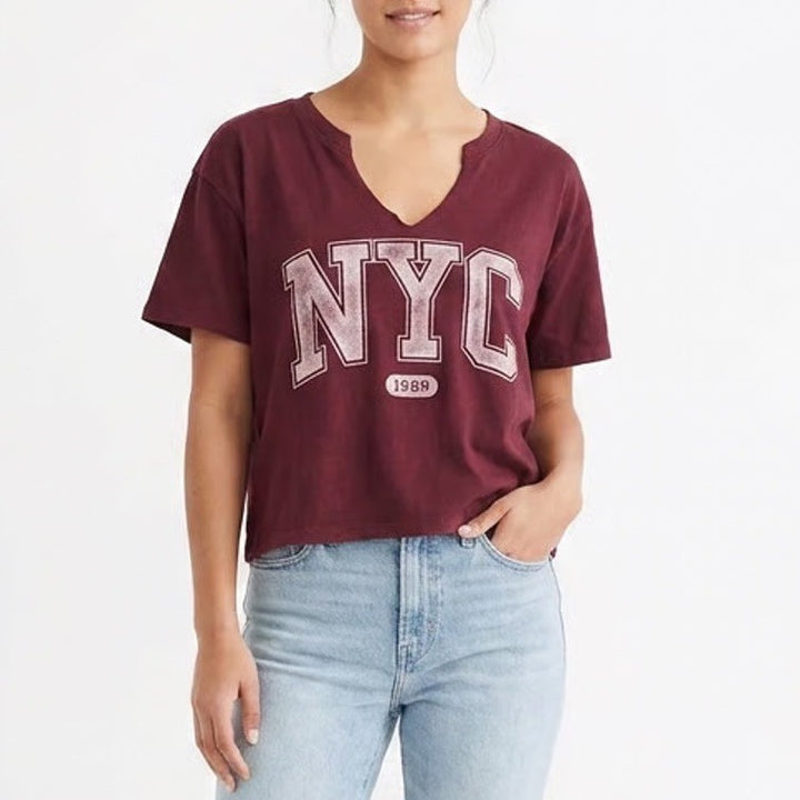 Hollister NYC 1989 Graphic T-Shirt Burgundy Maroon Notched V-Neck Small 10630