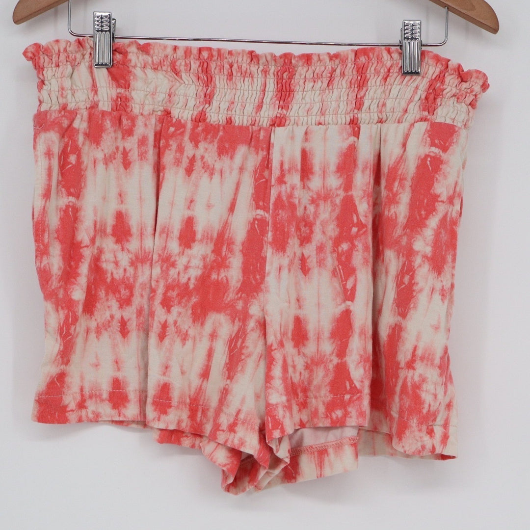 Time and Tru Womens Smocked Waist Tie Dye Shorts Coral Pink White Size L 12-14