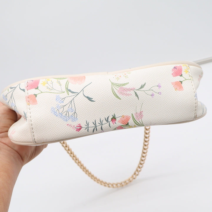 Aldo Shoulder Bag Womens Small Floral Quilted Cream Lion Medallion Good