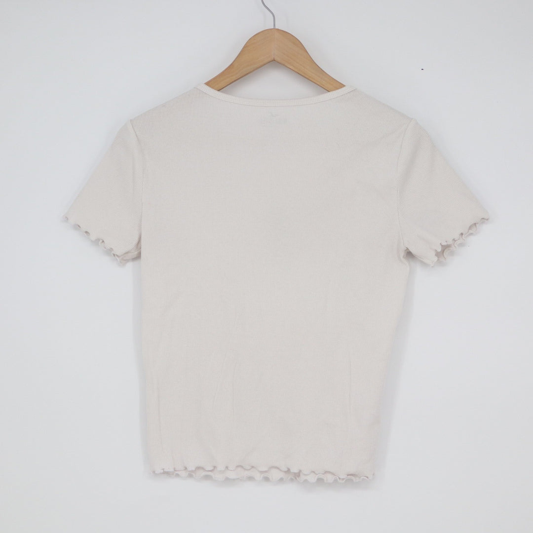 Hollister Cream Ribbed Wildflower Embroidered Lettuce Edge Baby Tee Medium
