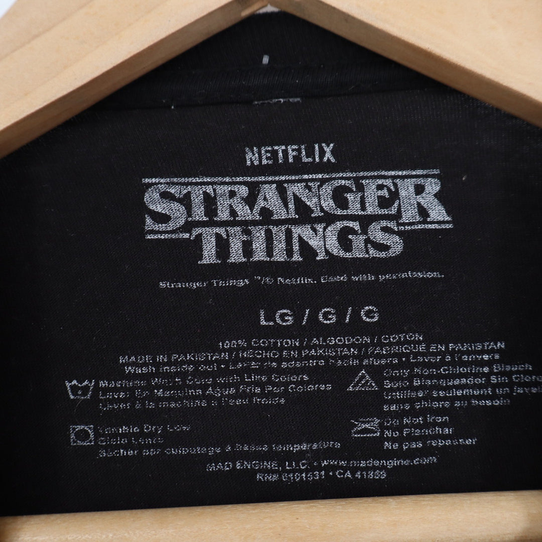 Stranger Things Season 4 Graphic T-Shirt Mens Large Black Cotton Netflix Tee