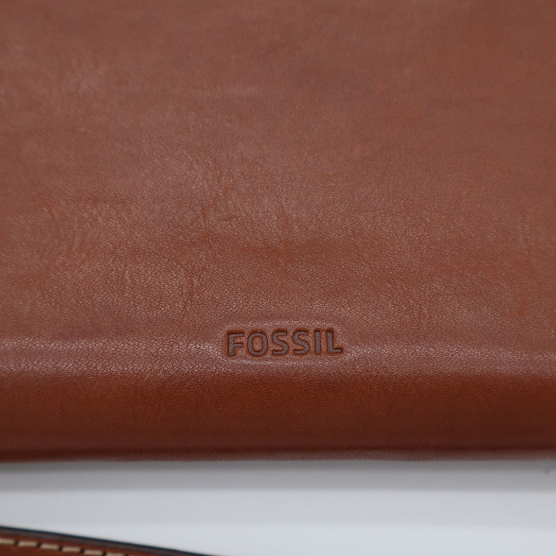 Fossil Emma Womens Brown Faux Leather Inner Pockets Zip Around Wristlet Wallet