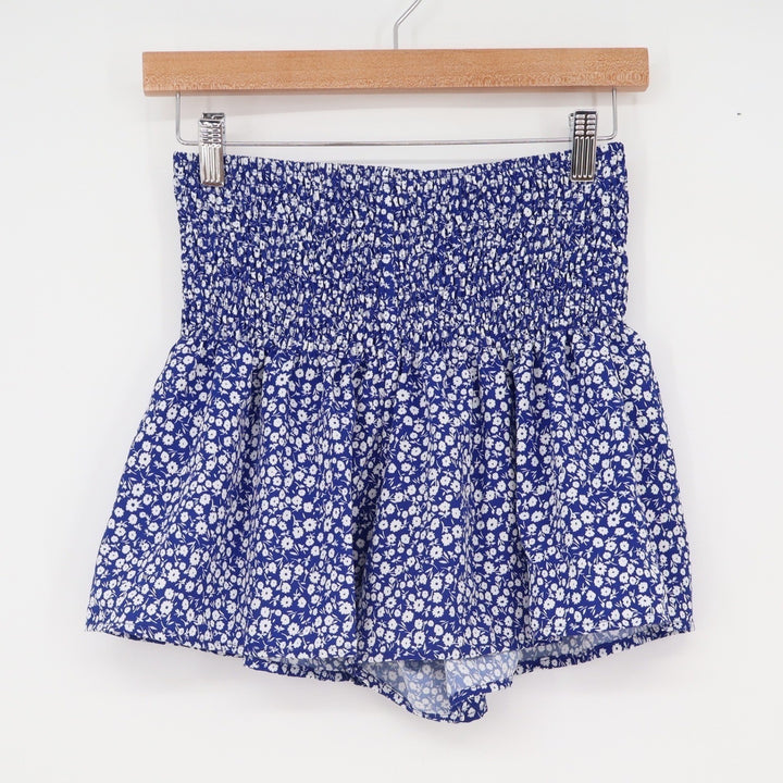 Shein Blue Ditsy Floral Smocked High Waist Shorts Womens Size M