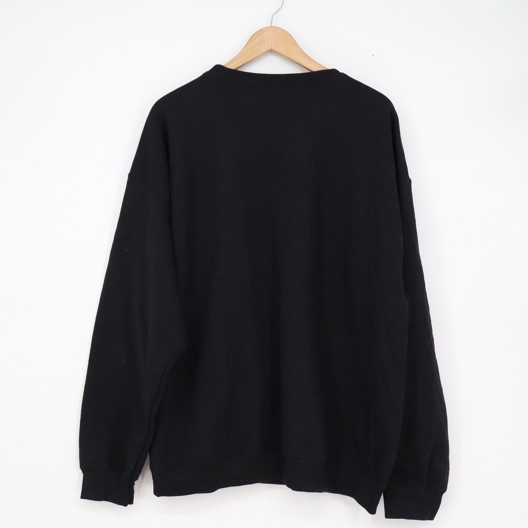 Gildan Heavy Blend Budget Babes Heart Graphic Crewneck Sweatshirt Black XL